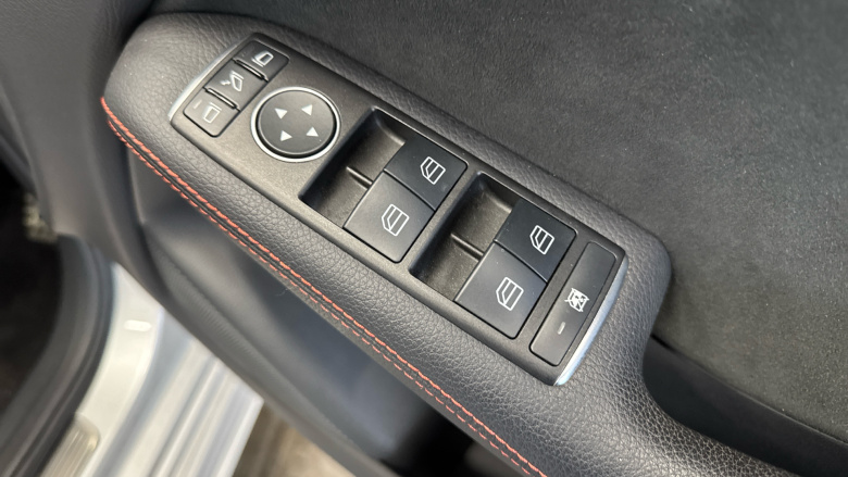 Mercedes-Benz B-Class B180d AMG Line Premium Plus 5dr Auto Diesel Hatchback